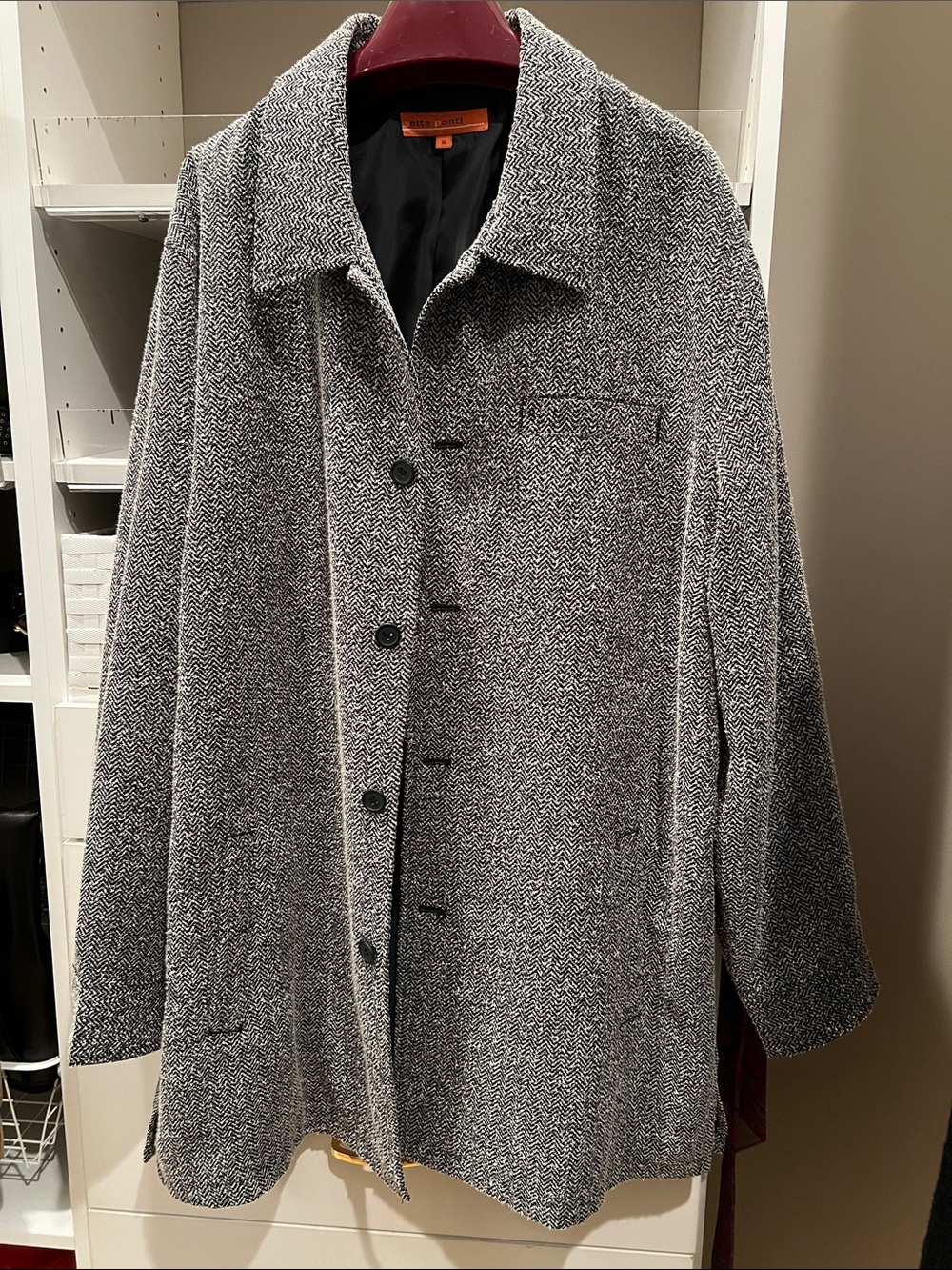 Men's Herringbone Button-Front jacket- Gray/Black